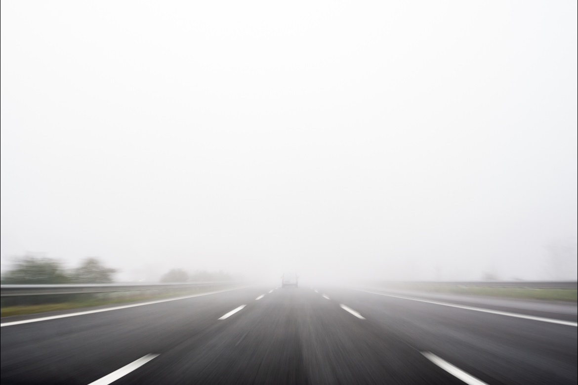 Driving in fog - How to stay safe in poor driving conditions